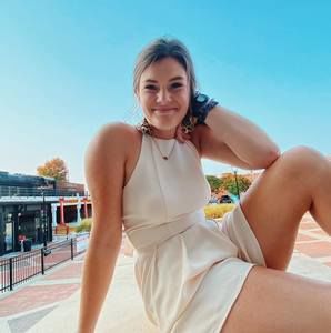 Meet your Posher, Kendra